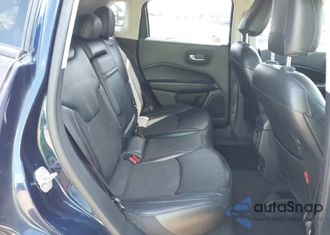 2019 Jeep Compass Trailhawk 4X4 из США, поврежденный, VIN 3C4NJDDB3KT747894